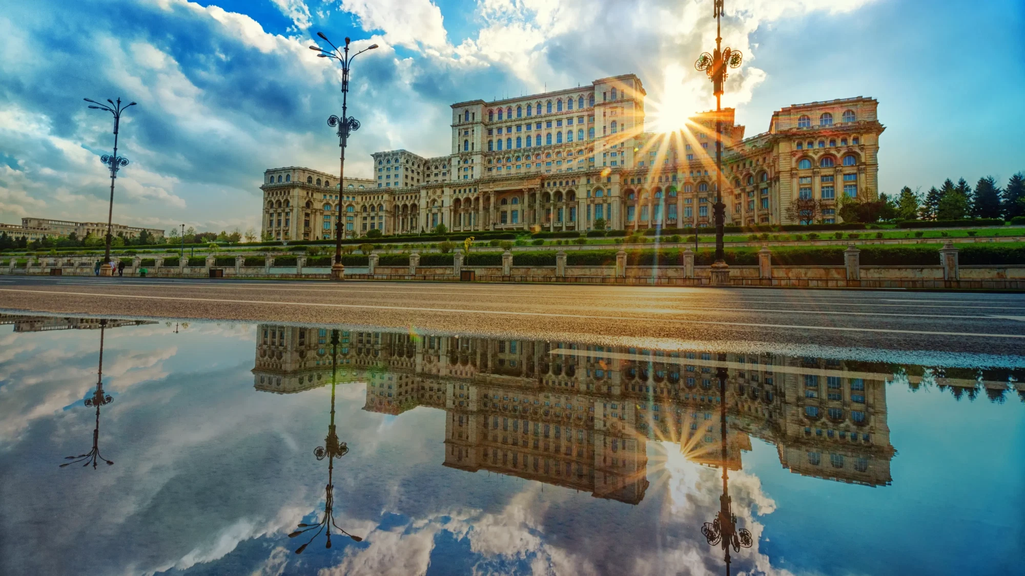 Amsterdam to Bucharest –Discover the Rhine, Main & Danube